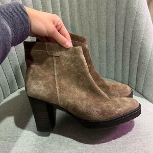 biala brown heeled boots
us size 9.5